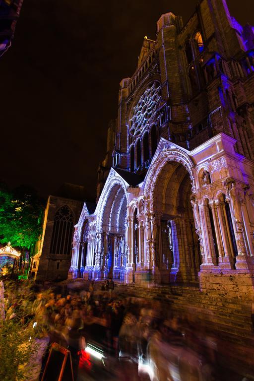 Отель Mercure Chartres Cathedrale Экстерьер фото